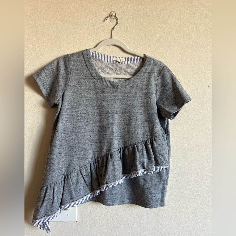 Caslon X-Small Short Sleeve Asymmetrical Sweatshirt.